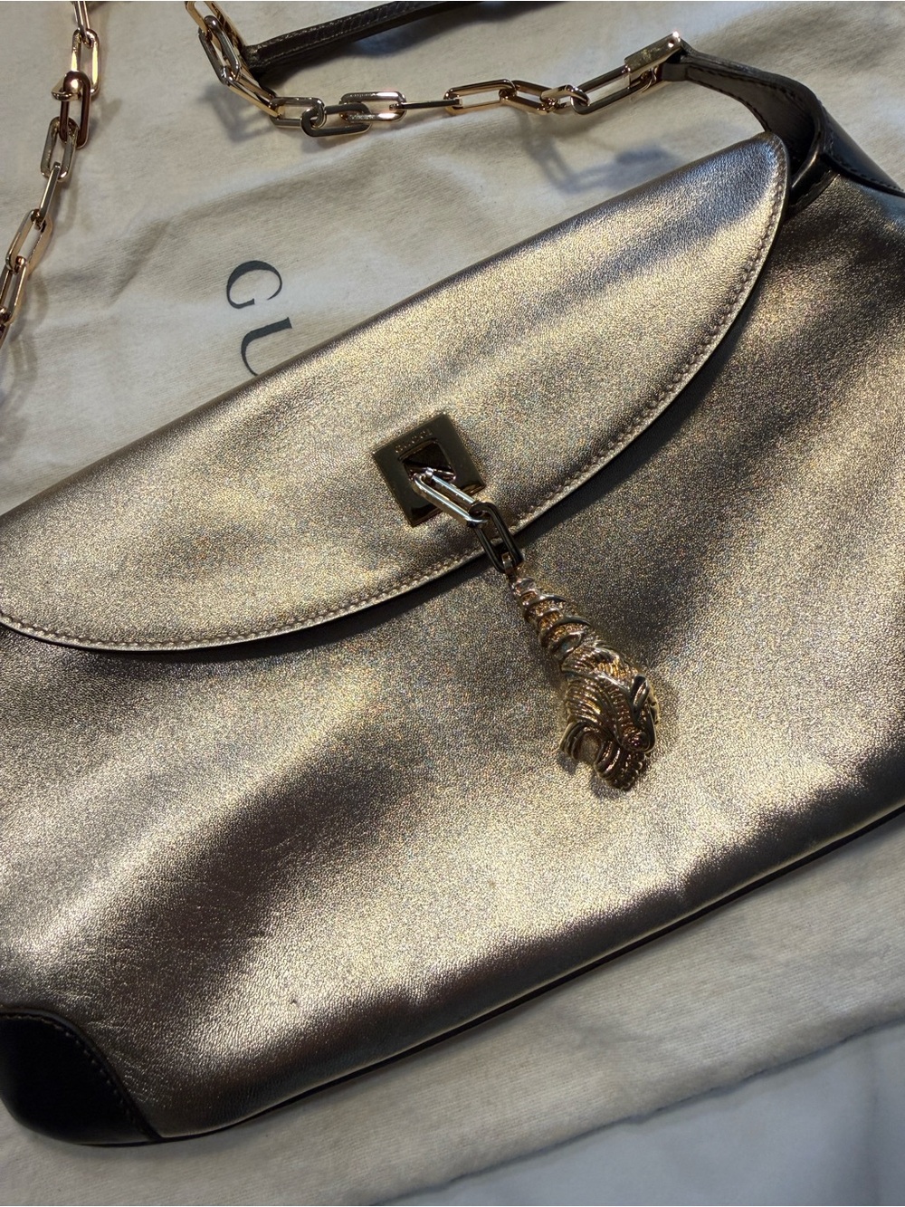 EXTREMELY RARE Tom Ford Era GUCCI Leather Shoulder Bag with Lion Head Charm